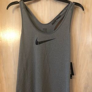 Nike pro tank top NWT